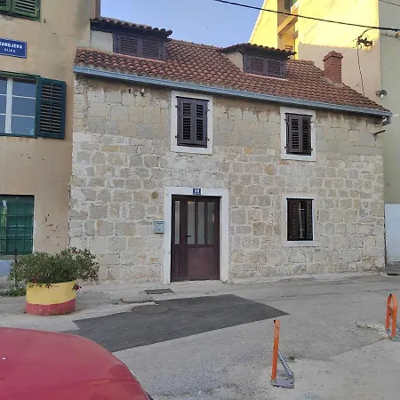 Bed & Breakfast Room With Breakfast And Free Parking In The Center